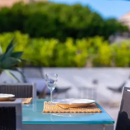 Lejlighed Seaside Elegance With Sea View