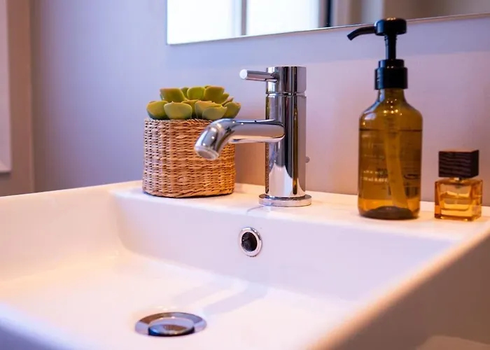 شقة Seaside Elegance With Sea View ماربيا